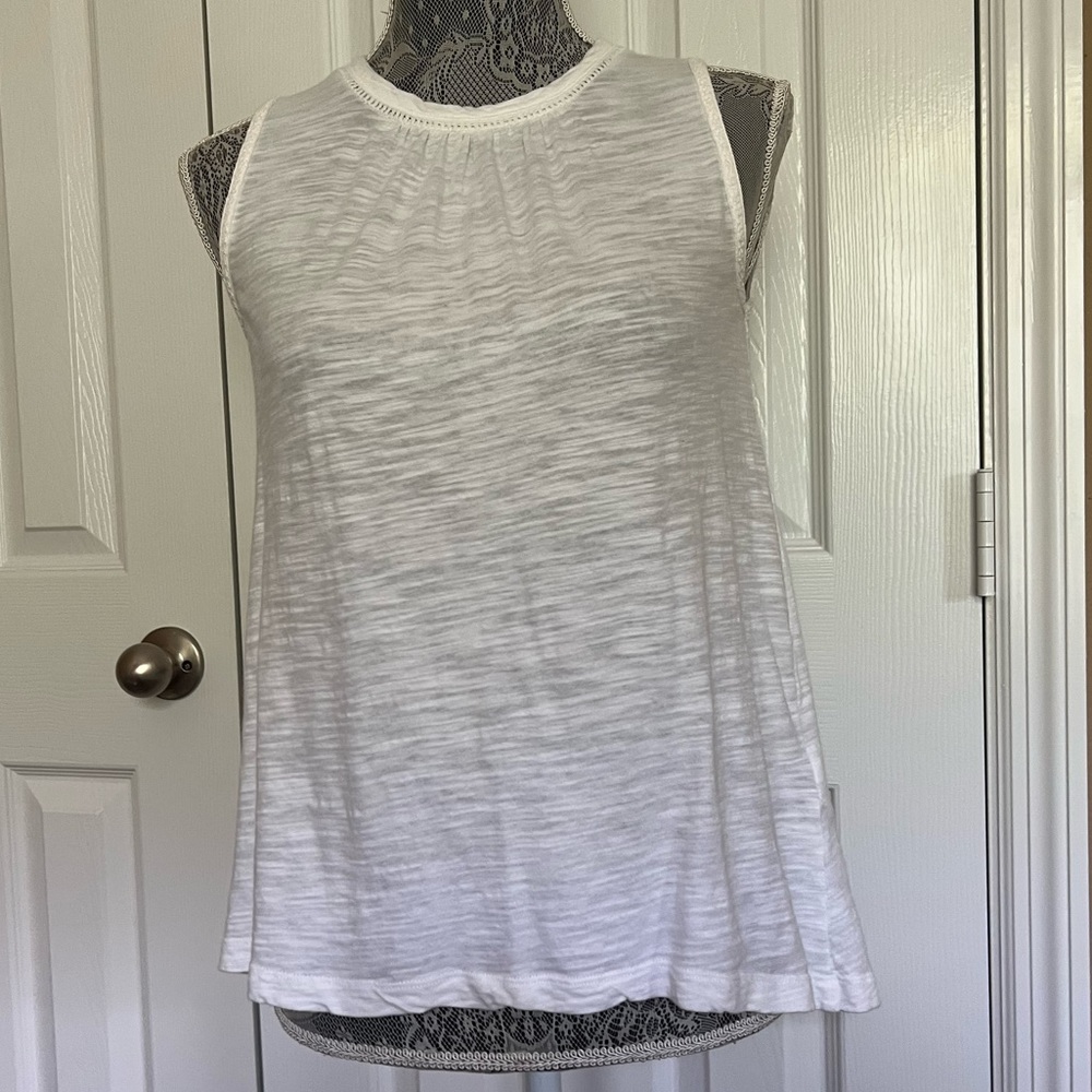 Banana Republic White Tank